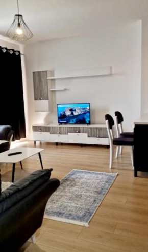 Luxury Apartment 10/2